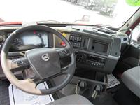 2020 Volvo VNR64T300