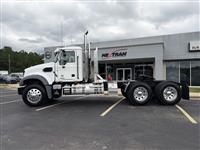 2025 Mack GR64FT