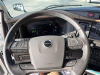 2025 Volvo VNL64T860