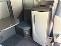 2025 Volvo VNL64T860