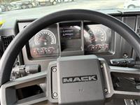 2025 Mack MD6 42R