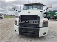 2019 Mack AN64T
