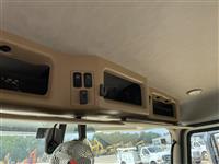 2024 Mack GR64B
