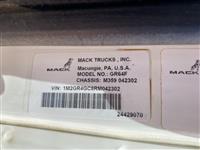 2024 Mack GR64F