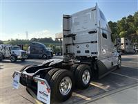 2026 Volvo VNL64T860
