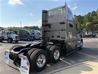 2026 Volvo VNL64T860