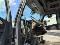 2026 Volvo VNL64T860