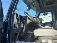 2026 Volvo VNL64T860