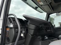 2025 Volvo VNL64T740