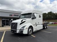 2025 Volvo VNL64T740