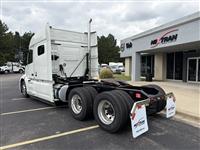 2025 Volvo VNL64T740
