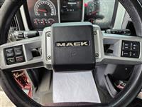 2019 Mack AN64T