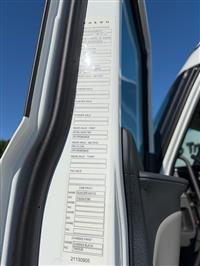 2025 Volvo VNL64T860