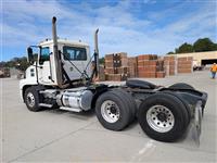 2022 Mack AN64T