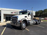 2025 Mack GR64FT