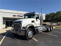 2025 Mack GR64FT