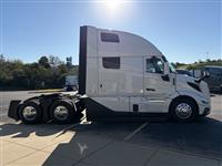 2025 Volvo VNL64T860