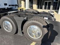 2025 Volvo VNL64T860