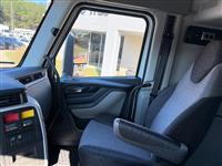 2025 Volvo VNL64T860