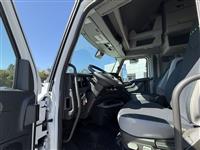 2026 Volvo VNL64T860