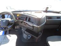 2022 Volvo VNL860
