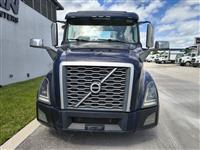 2018 Volvo VNL64T300