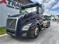 2018 Volvo VNL64T300