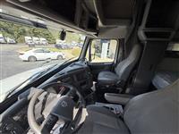 2022 Volvo VNL64T760