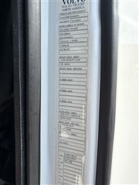 2022 Volvo VNL64T760