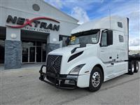 2021 Volvo VNL64T760