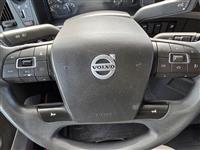 2021 Volvo VNL64T760
