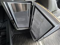 2021 Volvo VNL64T760