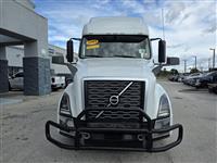 2021 Volvo VNL64T760