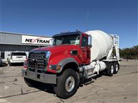 2026 Mack GR64FR