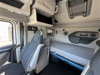 2026 Volvo VNL64T860