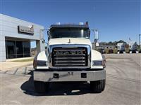 2025 Mack GR64F