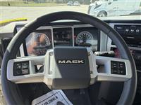 2025 Mack GR64F
