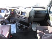 2024 Volvo VNL64T860