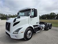 2019 Volvo VNL64T300