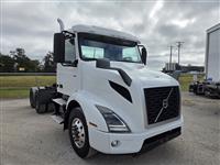 2019 Volvo VNL64T300