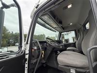2019 Volvo VNR64T300