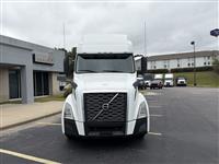 2020 Volvo VNL64T760