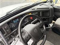 2020 Volvo VNL64T760