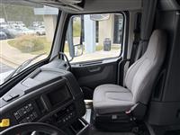 2020 Volvo VNL64T760