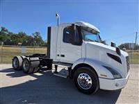 2019 Volvo VNR64T300