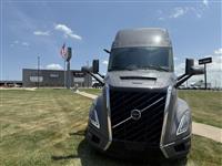 2026 Volvo NEW VNL860