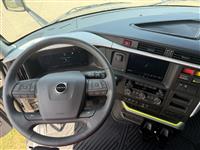 2026 Volvo NEW VNL860