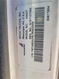 2020 Mack AN42T