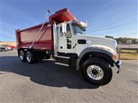 2024 Mack GR64F