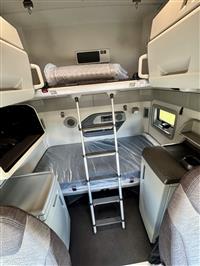 2026 Volvo VNL64T860